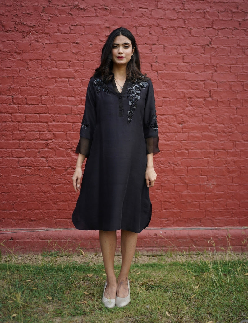 THE BEAUTIFUL BLACK COLOR DRESS WITH HAND EMBROIDERY – Romaa